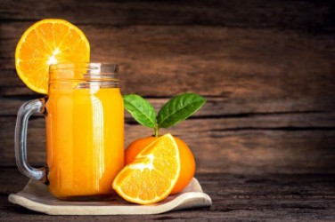 1587109385-h-250-orange-juice-with-fresh-orange_29393-102-min.jpg